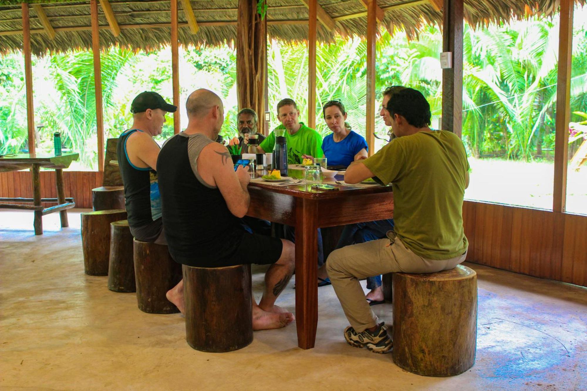 Tronco Tambopata Adventure Hotel ปูแอร์โต มัลโดนาโด ภายนอก รูปภาพ