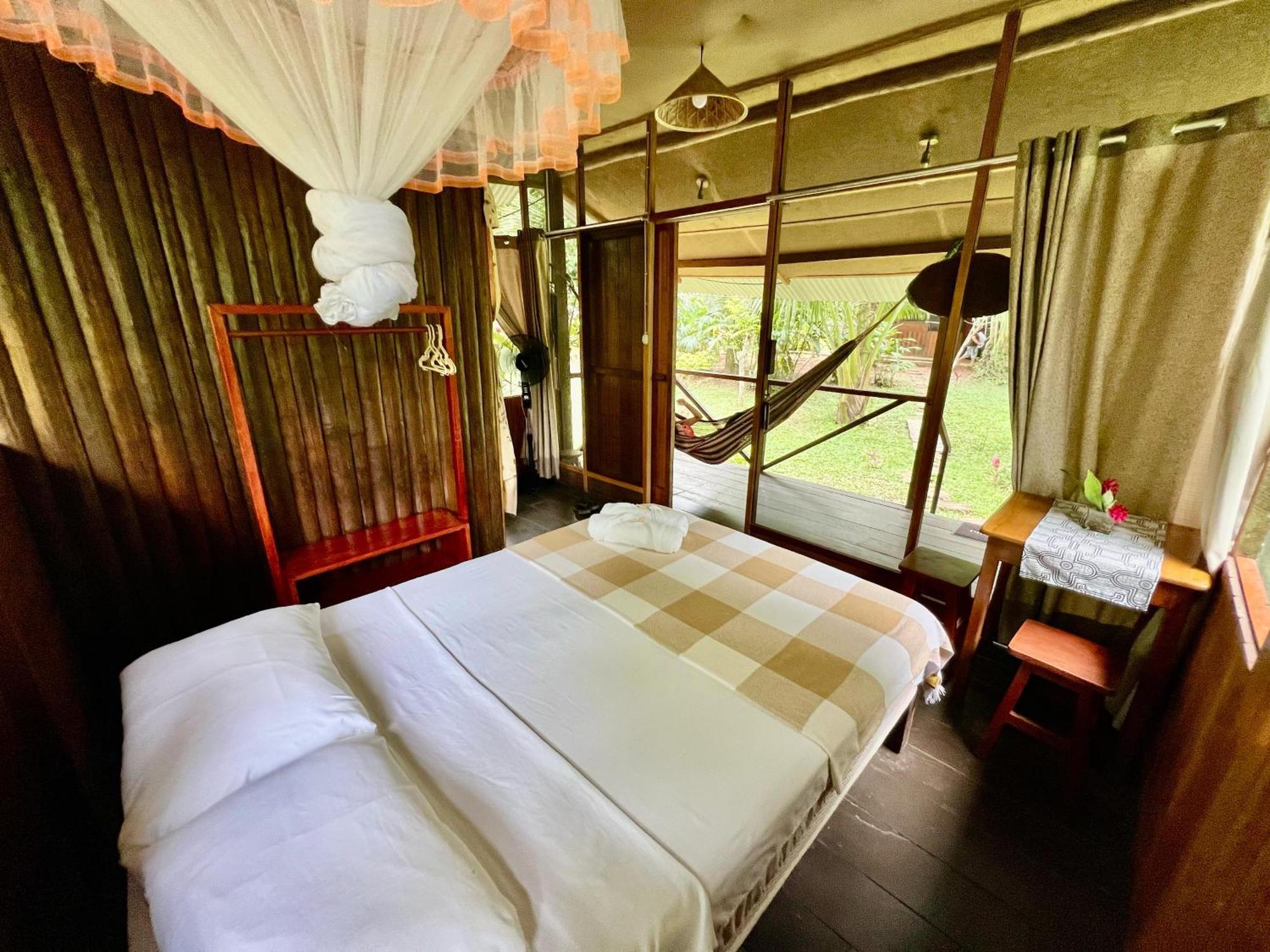 Tronco Tambopata Adventure Hotel ปูแอร์โต มัลโดนาโด ภายนอก รูปภาพ