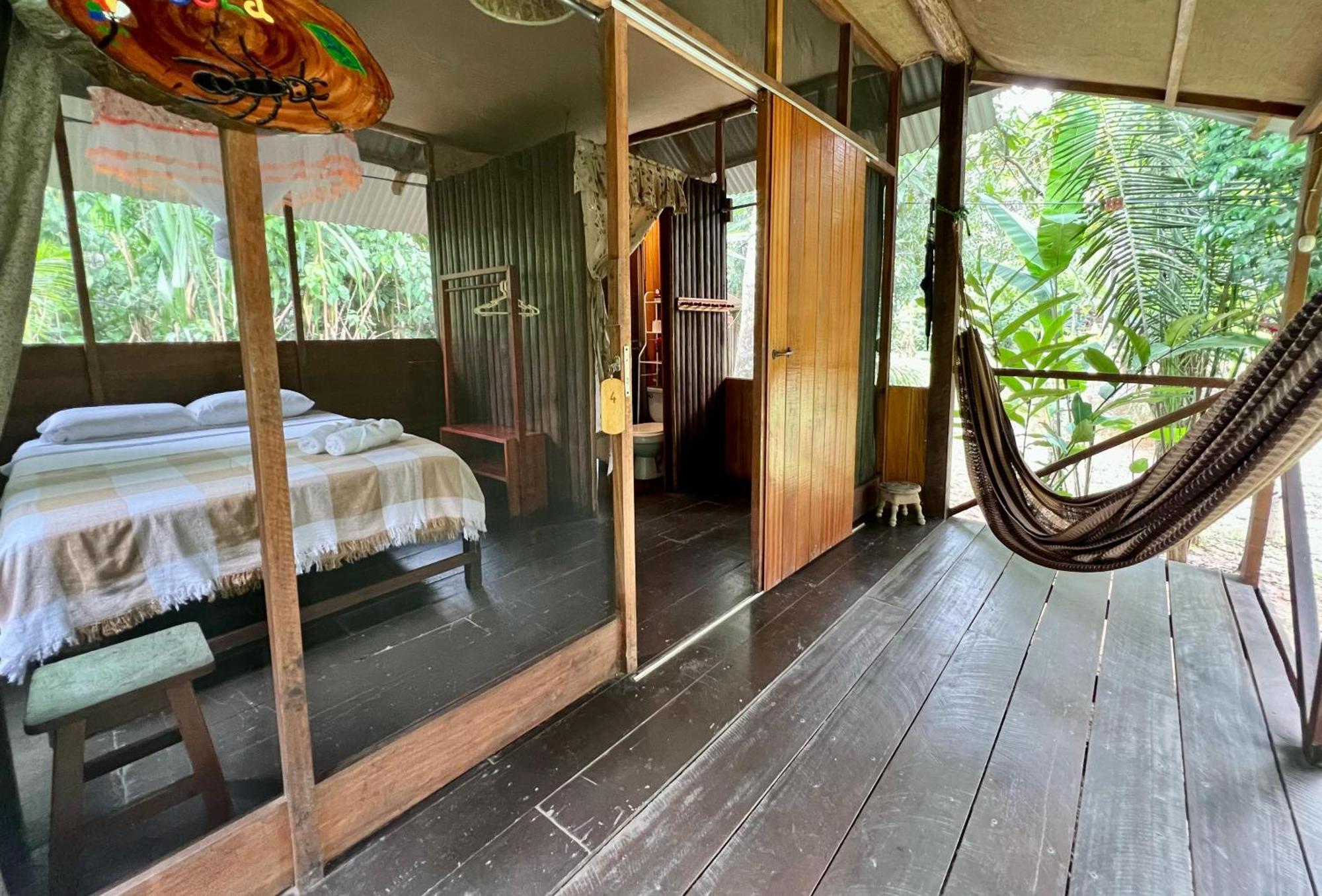 Tronco Tambopata Adventure Hotel ปูแอร์โต มัลโดนาโด ภายนอก รูปภาพ