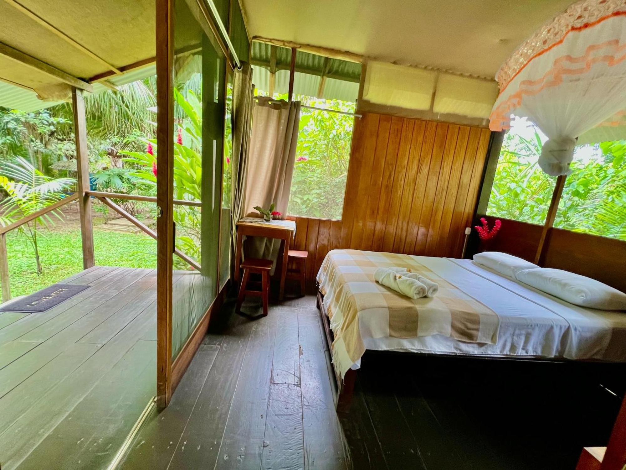 Tronco Tambopata Adventure Hotel ปูแอร์โต มัลโดนาโด ภายนอก รูปภาพ