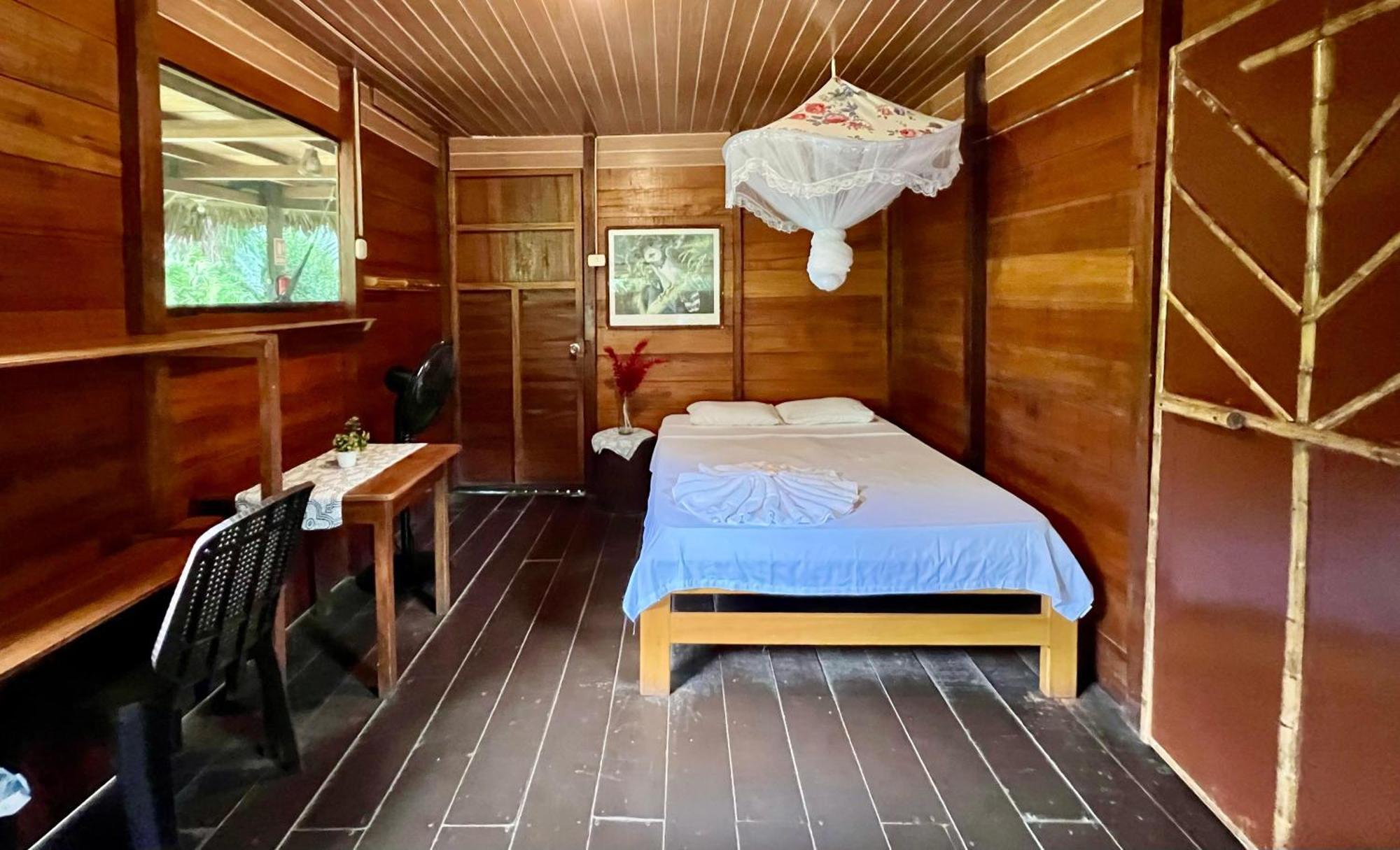Tronco Tambopata Adventure Hotel ปูแอร์โต มัลโดนาโด ภายนอก รูปภาพ